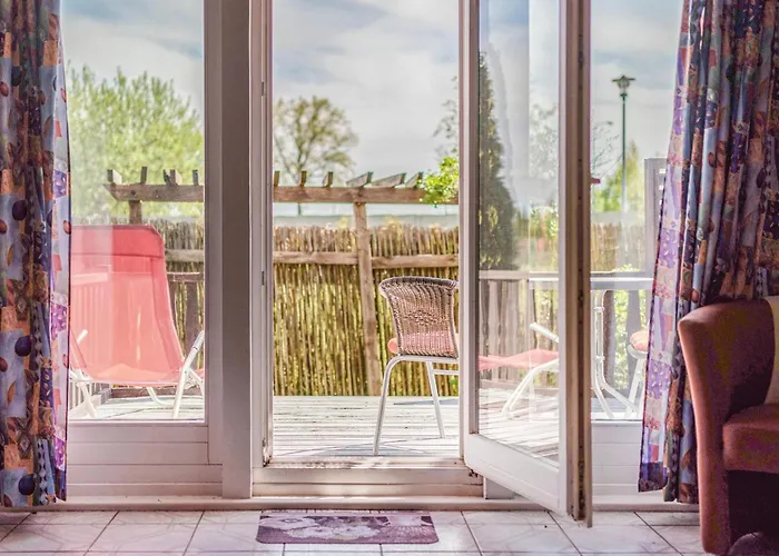 Lovely In With Kitchen 度假居