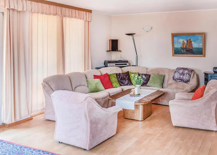 度假居 Lovely In With Kitchen