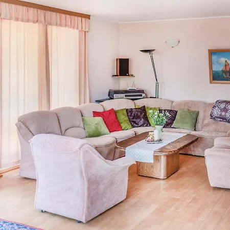 Nyaraló Lovely In With Kitchen